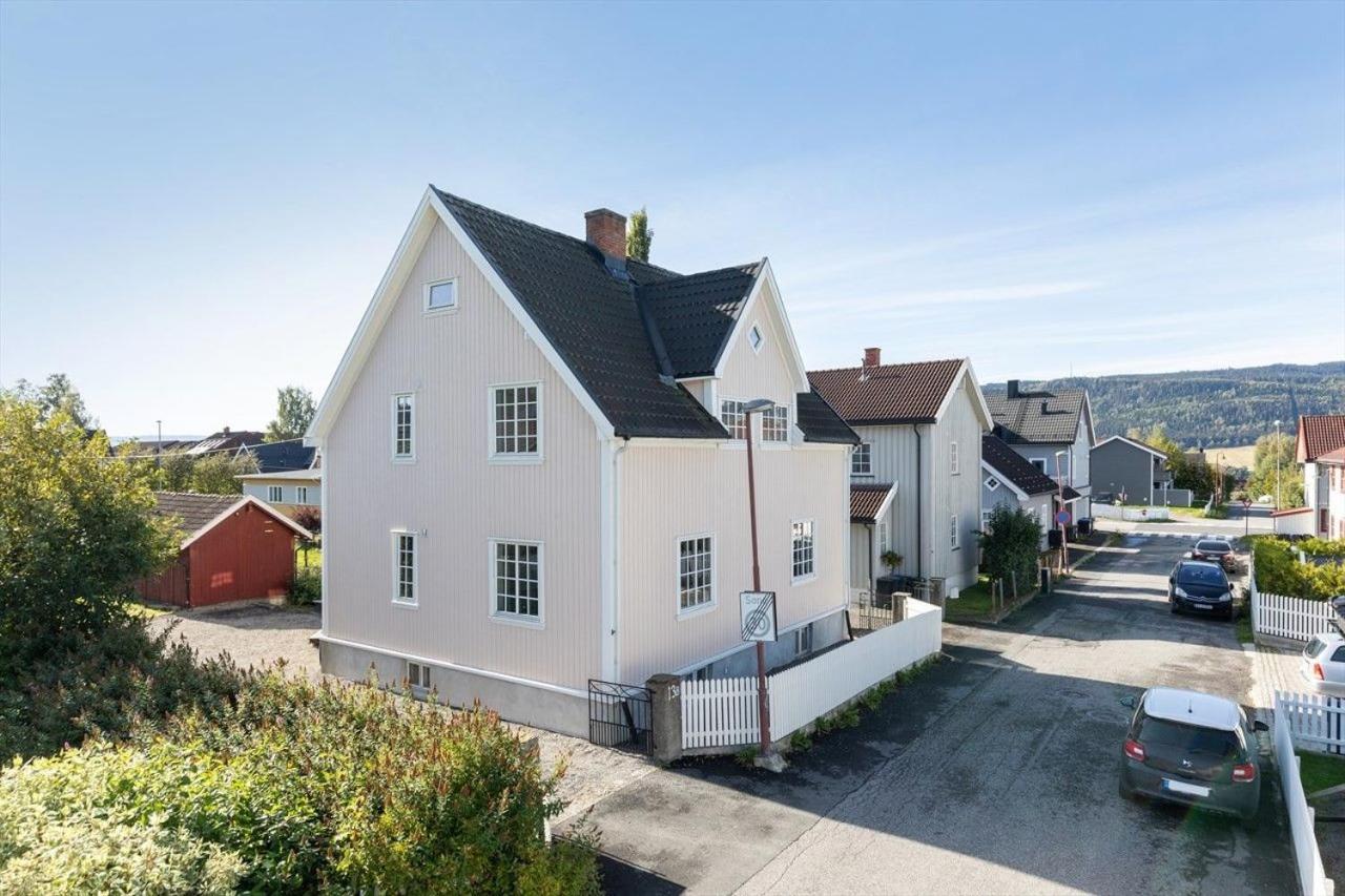 Central, Large And Light Apartment In The Middle Of The City Lillehammer Zewnętrze zdjęcie
